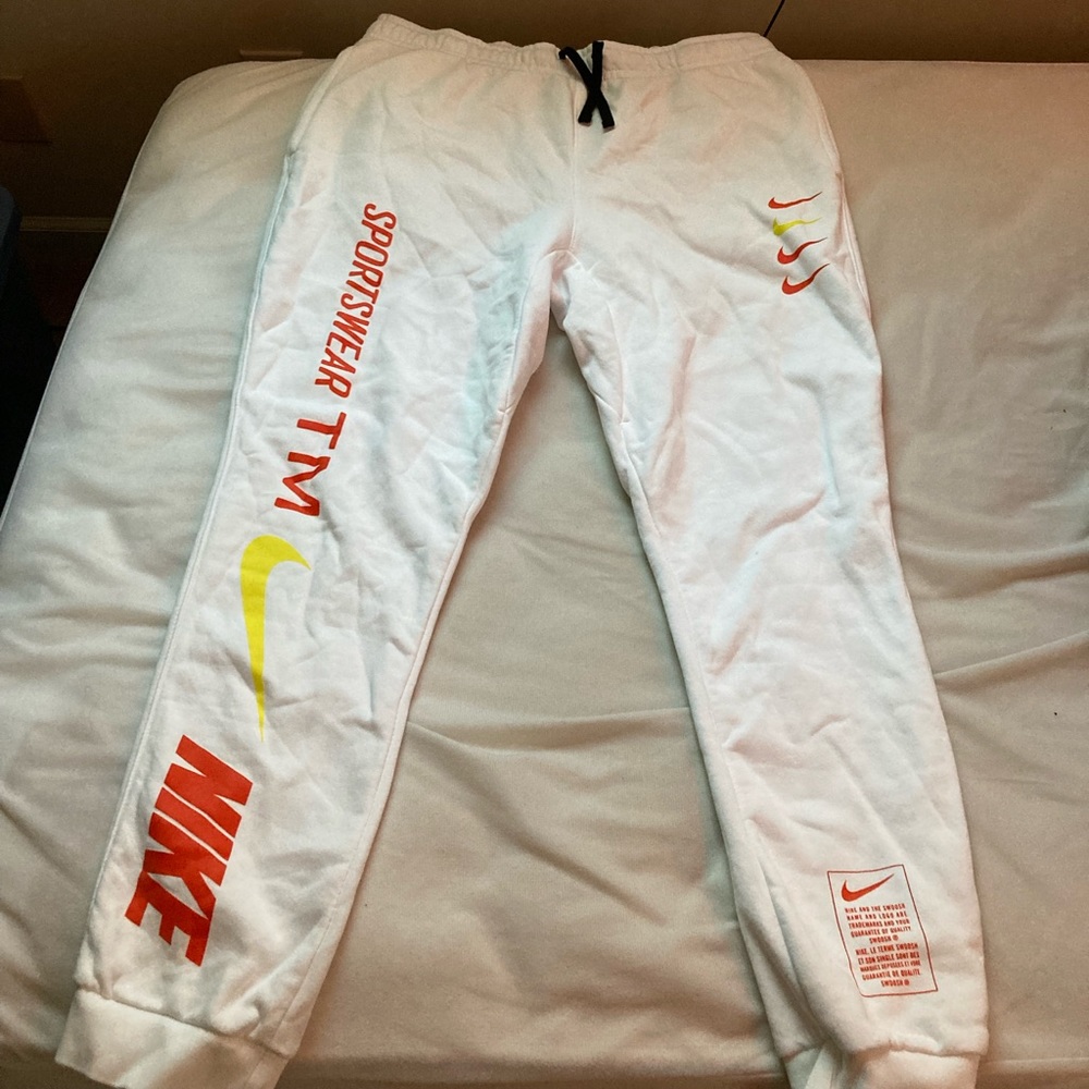 Nike Sportswear Pants